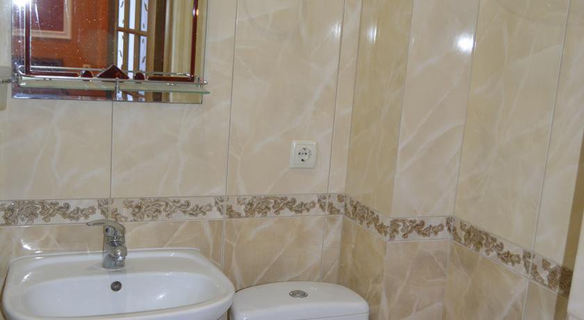 Гостиница Guest House na Gorkogo Алушта